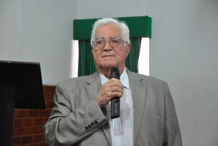 Foto do ex-reitor José Raymundo Martins Romêo