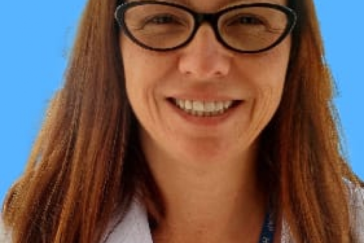 Sandra Maria Barbosa Durães, professora de Dermatologia da UFF