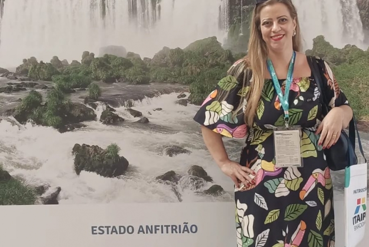 Josy Anne dos Santos Mariano Brito de Almeida, aluna do Programa de Pós-graduação em Turismo da UFF