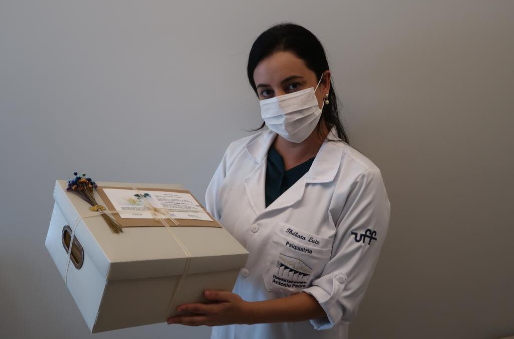 Huap cria Caixa de Memórias para familiares de pacientes que faleceram por coronavírus