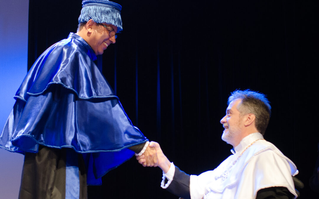 Cerimônia de posse do novo reitor da UFF se transforma em uma grande homenagem à universidade pública