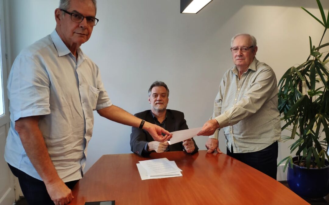 Ex-reitores assinam carta de apoio à Universidade Federal Fluminense