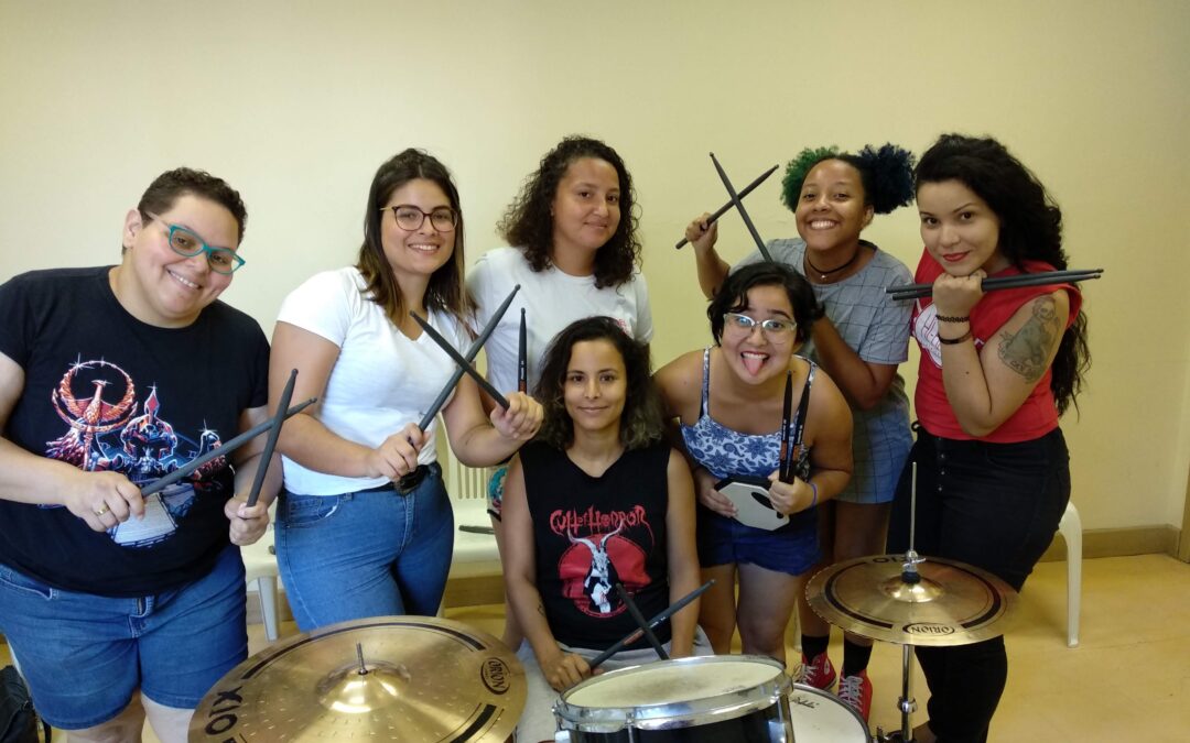 Mulheres no rock: entenda os enfrentamentos femininos na indústria musical