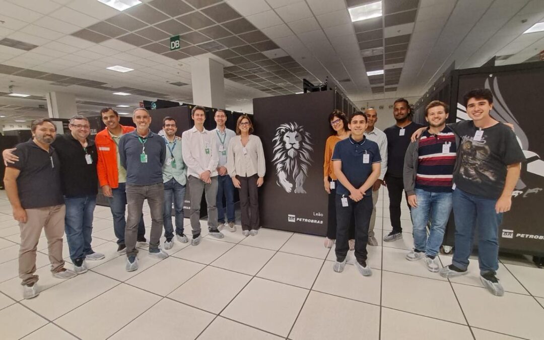 UFF e Petrobras firmam parceria em projeto para nuvens comerciais