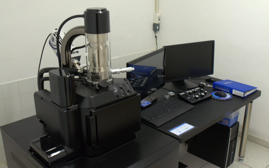 Faculdade de Odontologia dispõe de microscópio de última geração