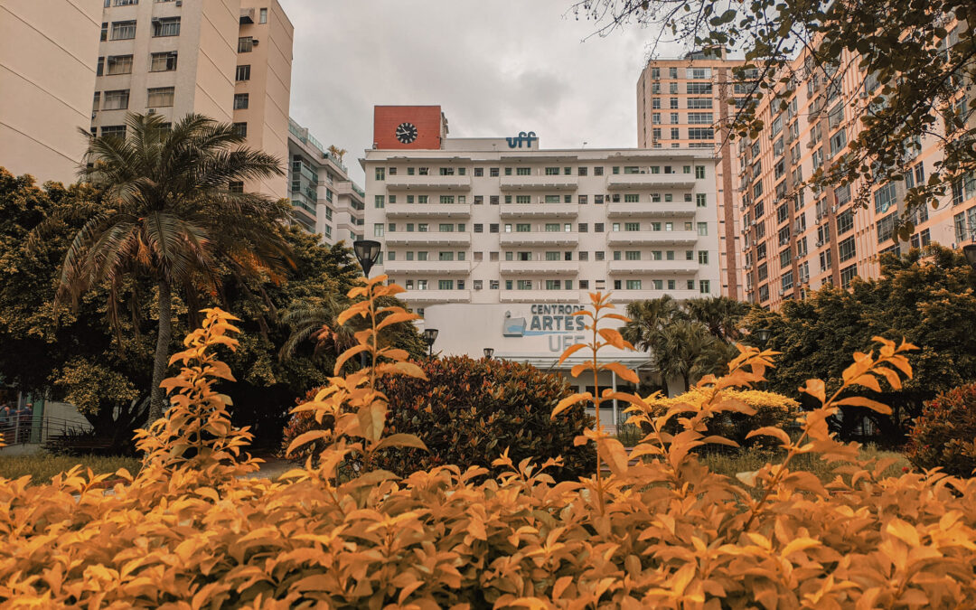 UFF lança auxílio para os licenciandos dos programas PIBID e Residência Pedagógica