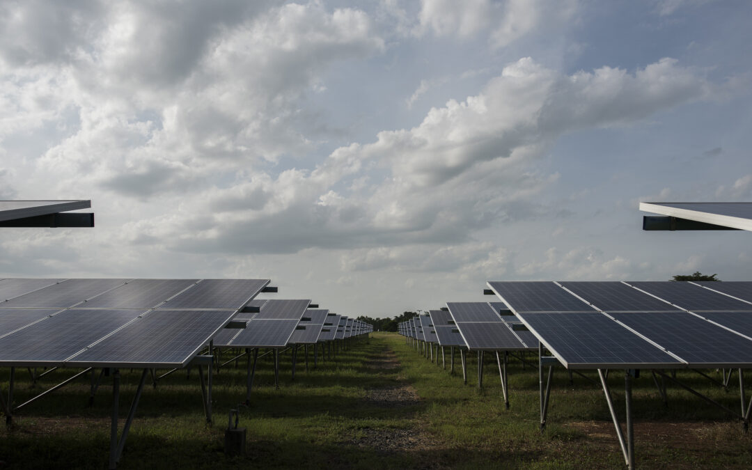 Um caminho verde para a juventude: Projeto da UFF em Niterói capacita jovens para o crescente mercado de Energia Solar