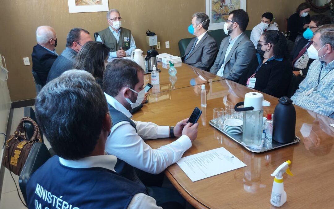 HUAP/UFF recebe Ministro da Saúde para reunião e visitação às instalações do hospital