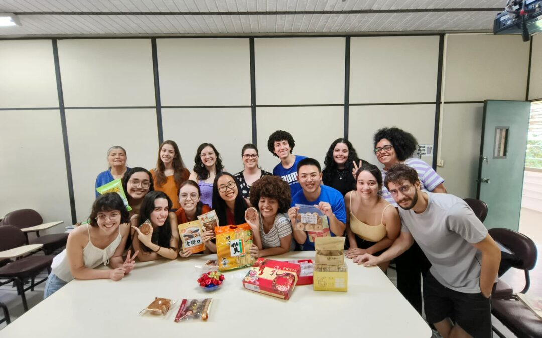 Programa de línguas da UFF ganha prêmio de melhor centro de aplicação do exame de proficiência em Mandarim pelo segundo ano consecutivo