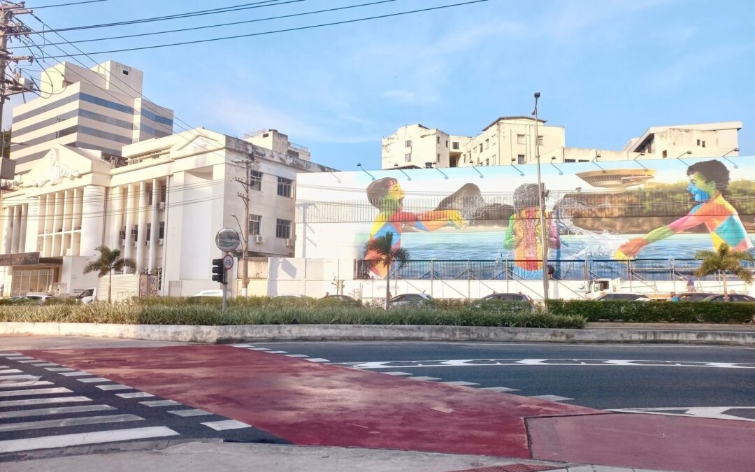 Hospital Universitário Antônio Pedro recebe mural feito por Eduardo Kobra