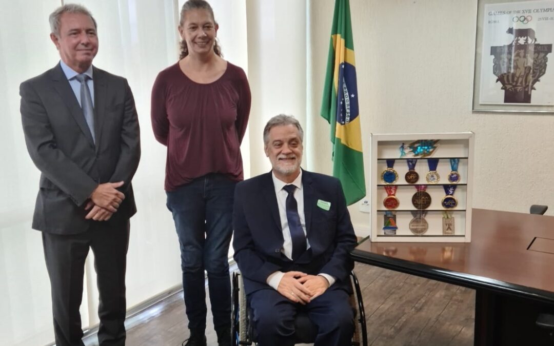 Reitor da UFF se reúne com Ministra do Esporte para estabelecer parcerias