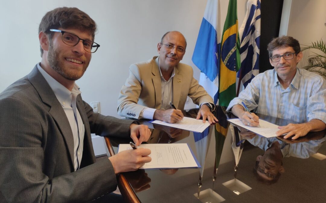 UFF, JFI e Prefeitura de Maricá renovam acordo para pesquisa sobre o maior programa de Renda Básica da América Latina