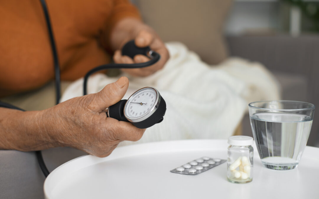 Iniciativa da UFF inova o acompanhamento de hipertensos resistentes com o uso da telessaúde