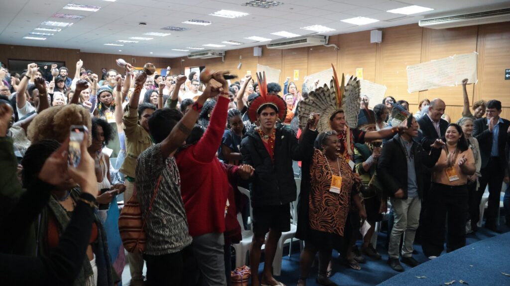 UFF sedia I Fórum de Educação Superior para Povos Indígenas e Quilombolas do Estado do Rio de Janeiro