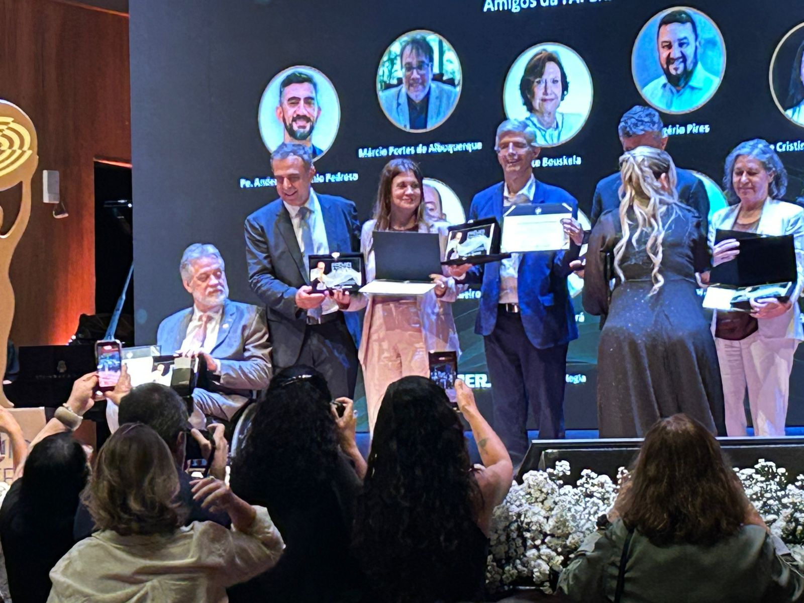 Pesquisadores da UFF recebem o Prêmio Faperj 2025 - Foto: Reprodução