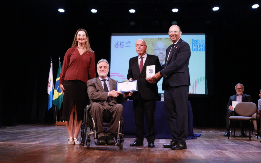 Evento da UFF homenageia membros de sua comunidade acadêmica com presença do ministro Mauro Vieira