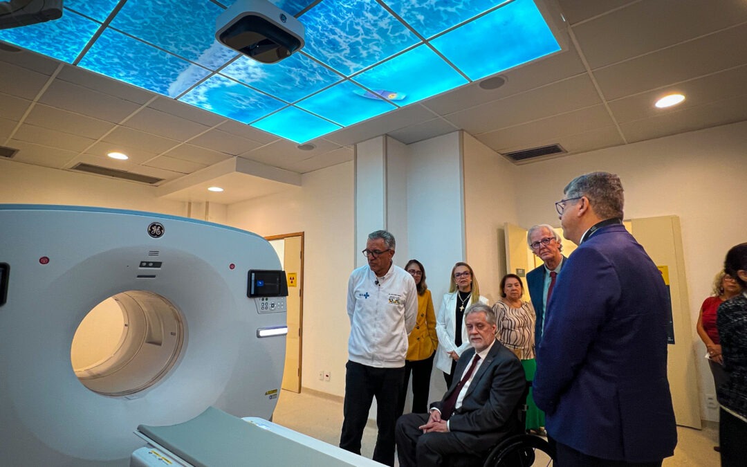 Novo tomógrafo digital do Huap/UFF representa avanço histórico no diagnóstico do câncer pelo SUS