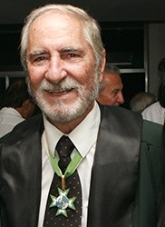 Professor Salvador Borges Filho da Faculdade de Medicina da UFF e referência na cardiologia em Niterói - Foto: Reprodução.