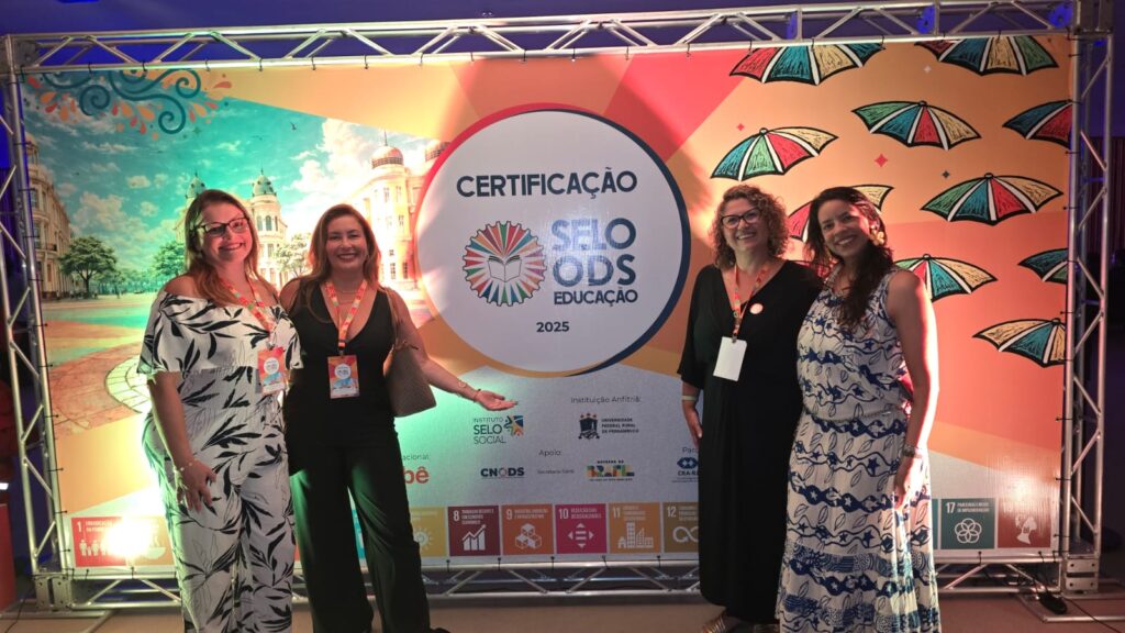 Professoras Gisele dos Santos Miranda e Ana Paula Pereira, do Coluni, Carina Giunco, Diretora do Instituto Selo Social, e Graciella Faico, da Seção de Sustentabilidade da UFF.