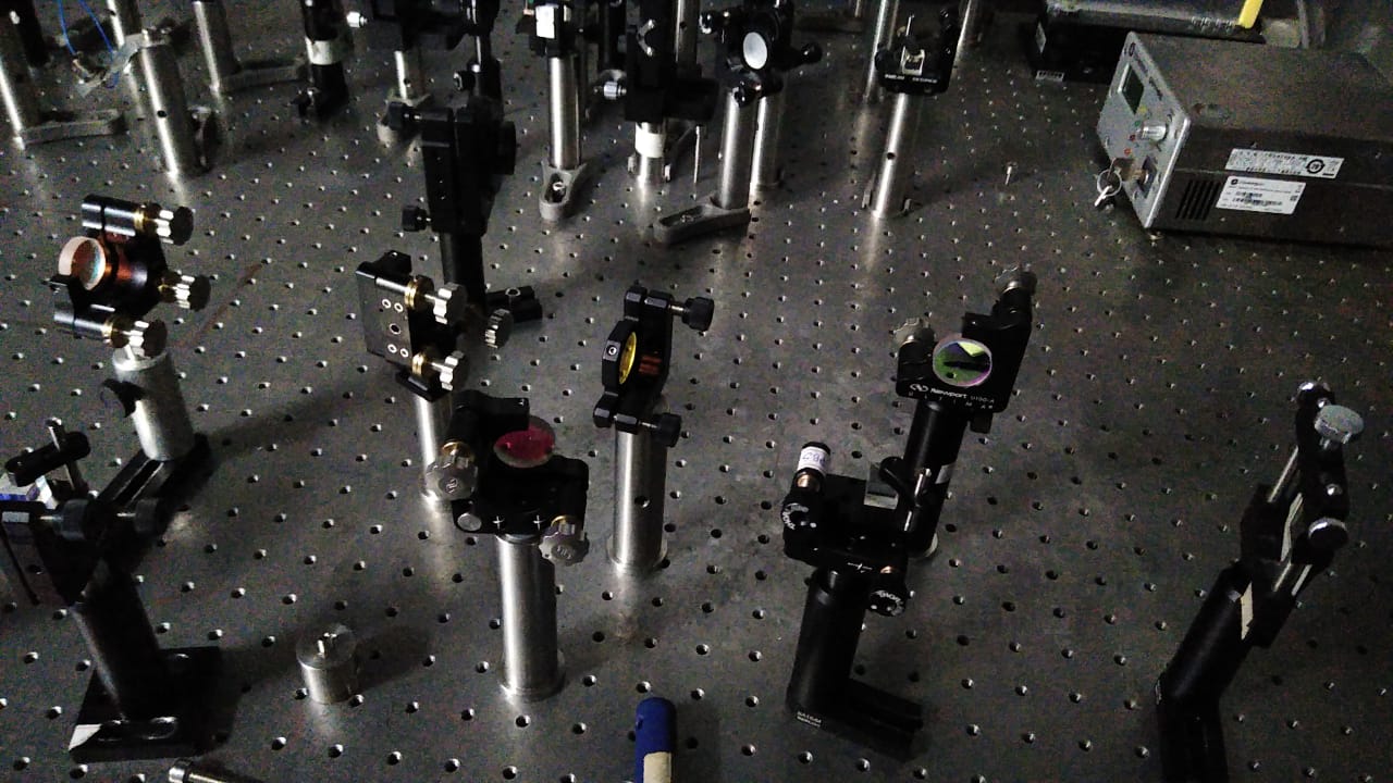 Início da montagem do experimento – Foto: Divulgação. Início da montagem do experimento - Foto: Divulgação.