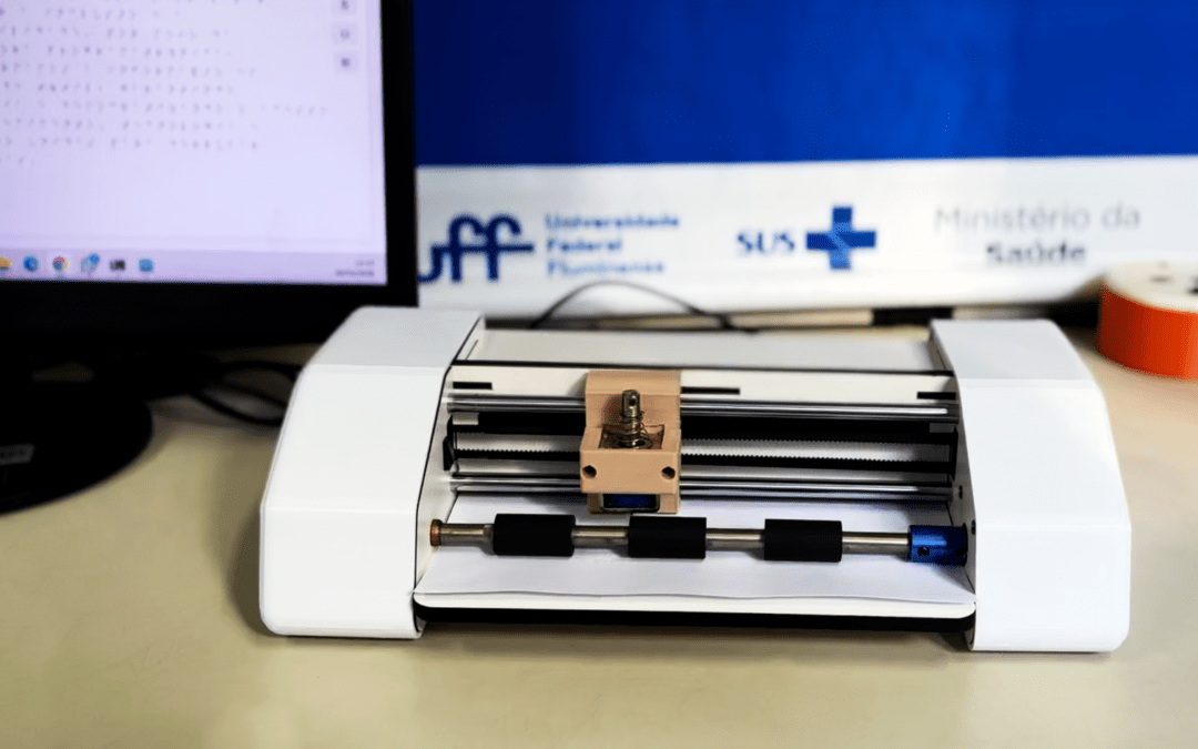Impressora Braille de baixo custo desenvolvida na UFF inova modelo tradicional de tecnologia assistiva